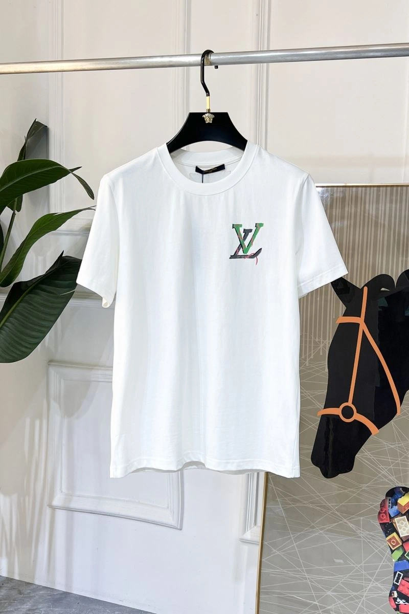 Unisex Louis Vuitton T-Shirts 133503