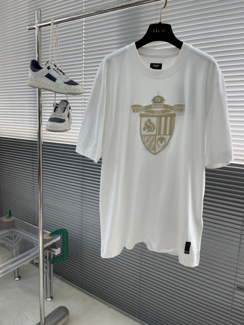 Effortless Louis Vuitton T-Shirts 133496