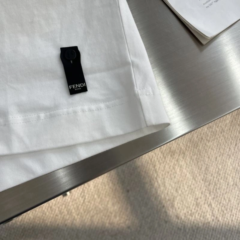 Effortless Louis Vuitton T-Shirts 133496