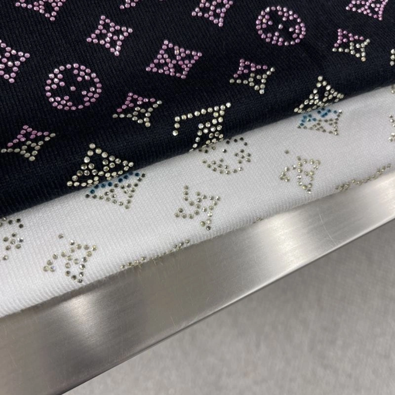 Louis Vuitton T-Shirts Trendsetting 133550