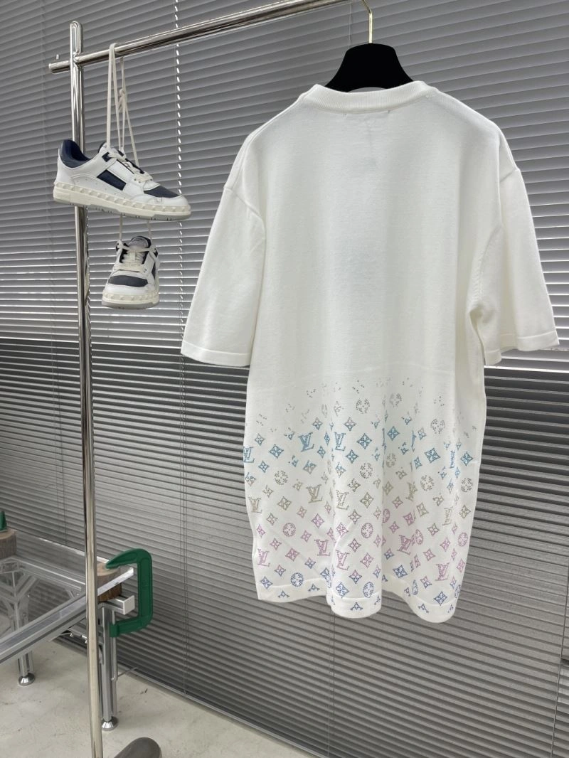 Louis Vuitton T-Shirts Trendsetting 133550