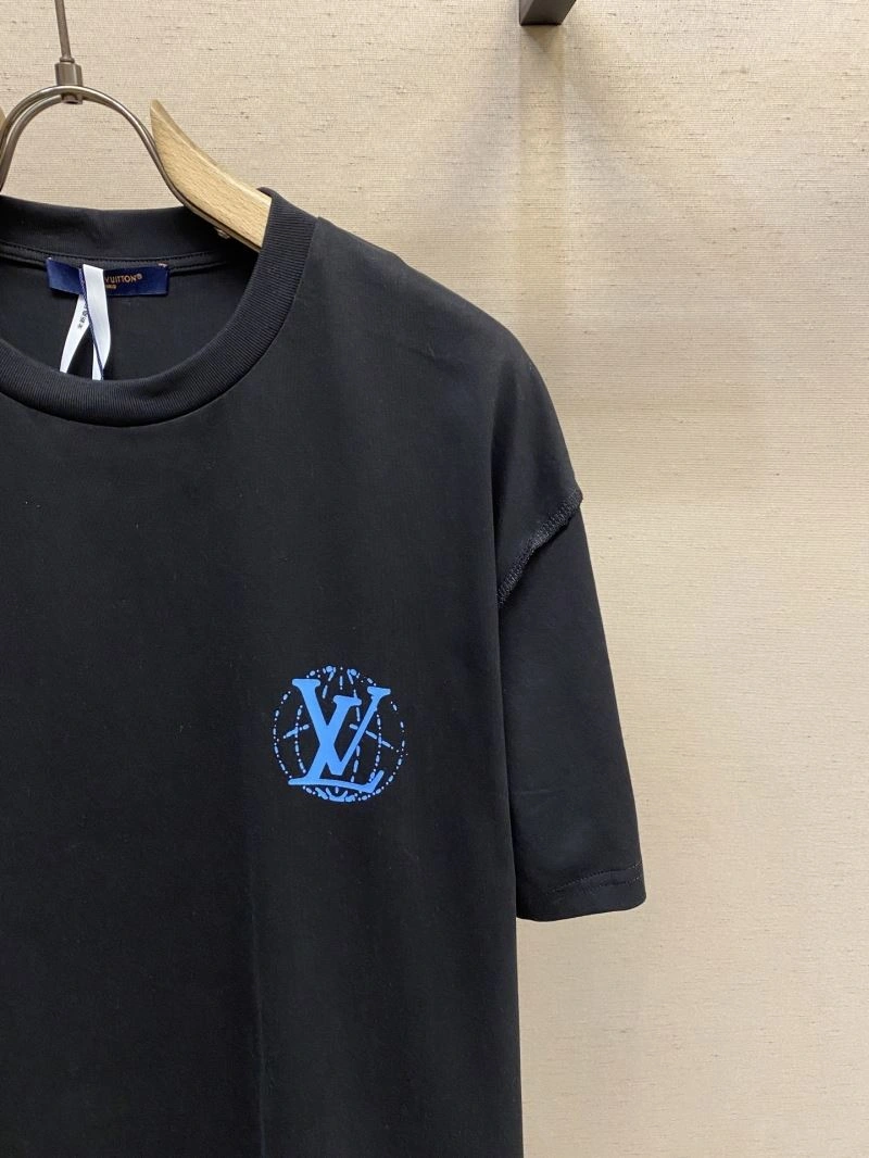 Louis Vuitton T-Shirts Lightweight 133490