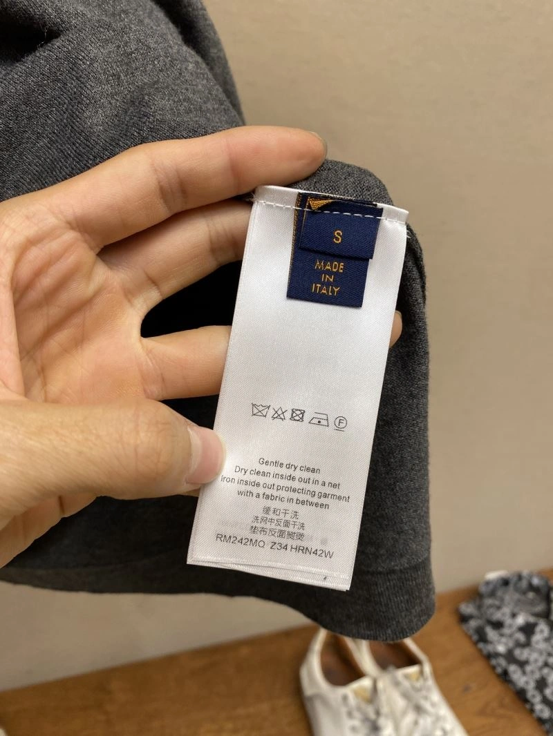 Louis Vuitton T-Shirts EasyMatch 133478