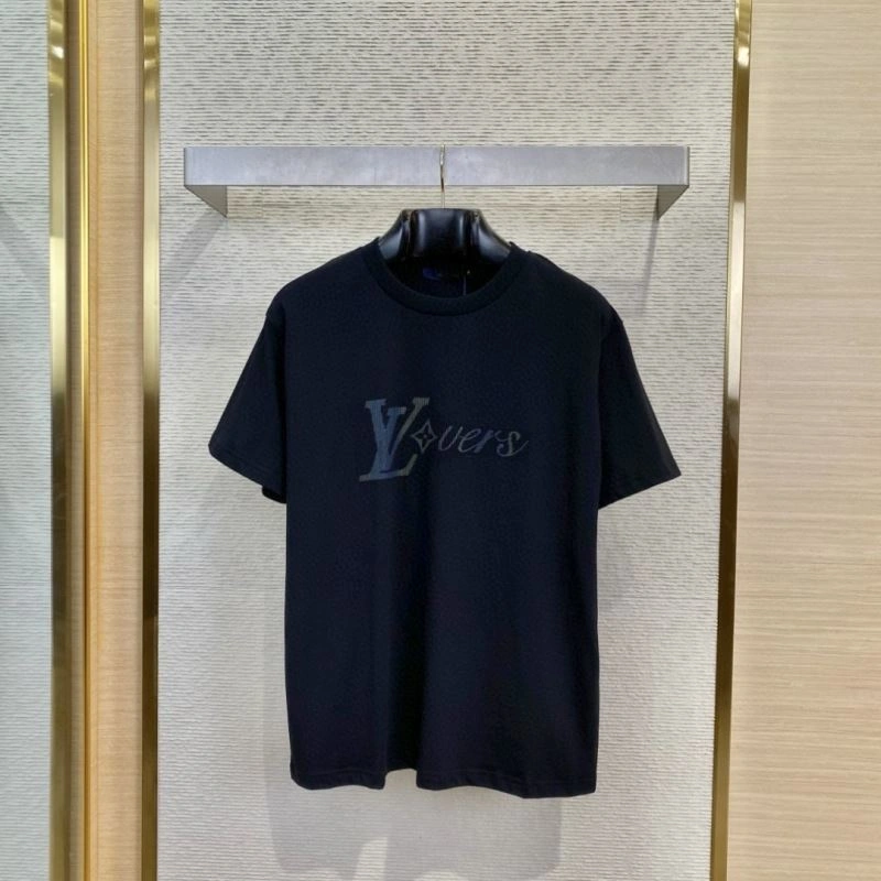 Louis Vuitton T-Shirts WrinkleFree 133476