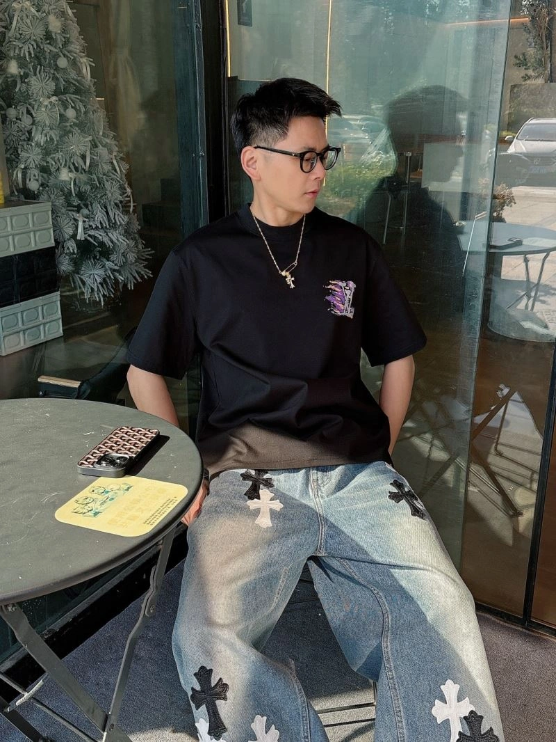 Durable Louis Vuitton T-Shirts 133471