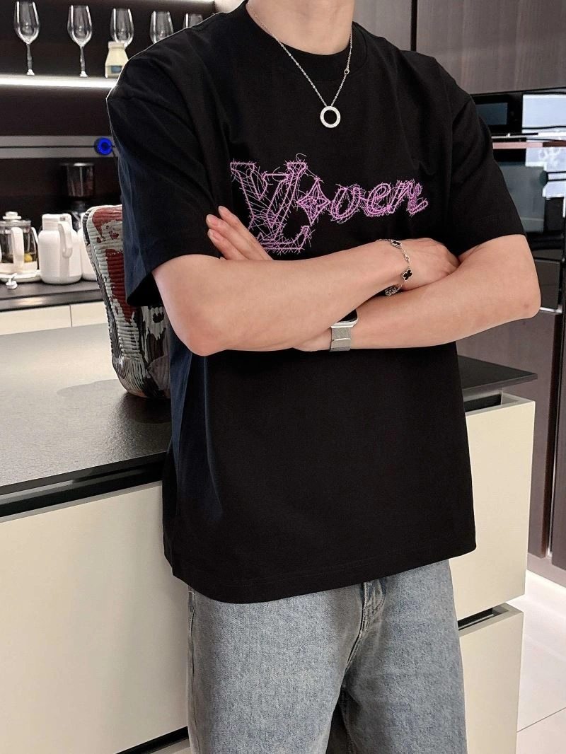 Louis Vuitton T-Shirts UrbanStyle 133472