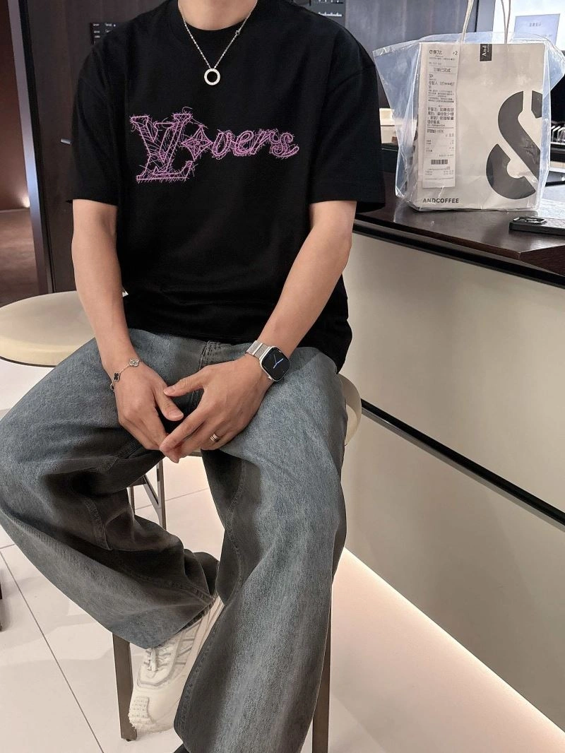 Louis Vuitton T-Shirts UrbanStyle 133472