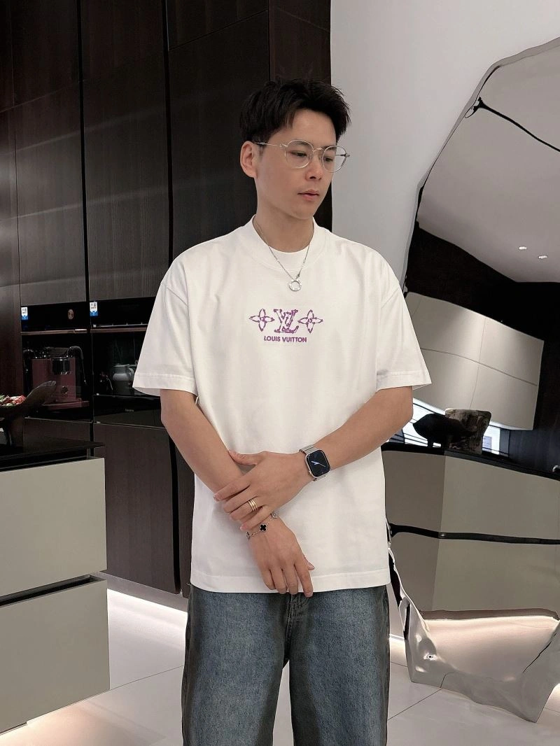Louis Vuitton T-Shirts TravelReady 133469