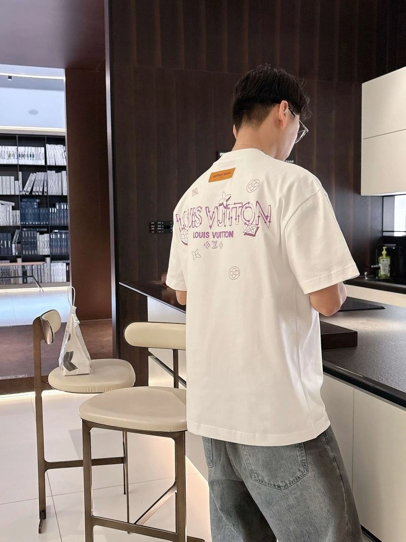 Louis Vuitton T-Shirts TravelReady 133469