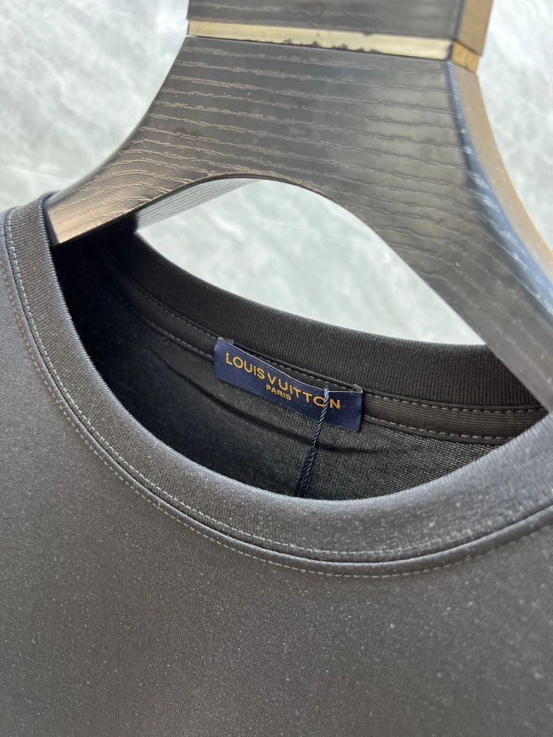 SmoothTexture Louis Vuitton T-Shirts 133451