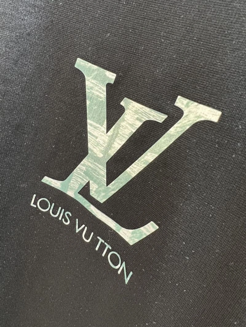 SmoothTexture Louis Vuitton T-Shirts 133451