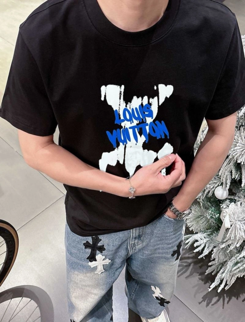 Minimalist Louis Vuitton T-Shirts 133453