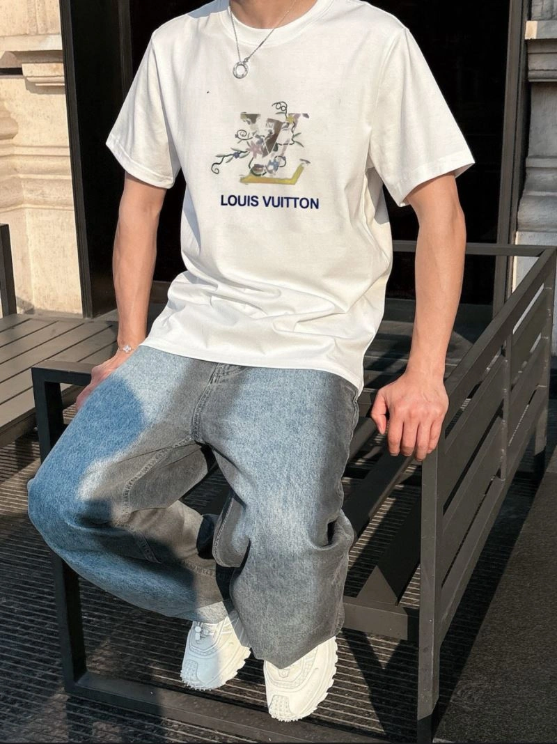 Popular Louis Vuitton T-Shirts 133446