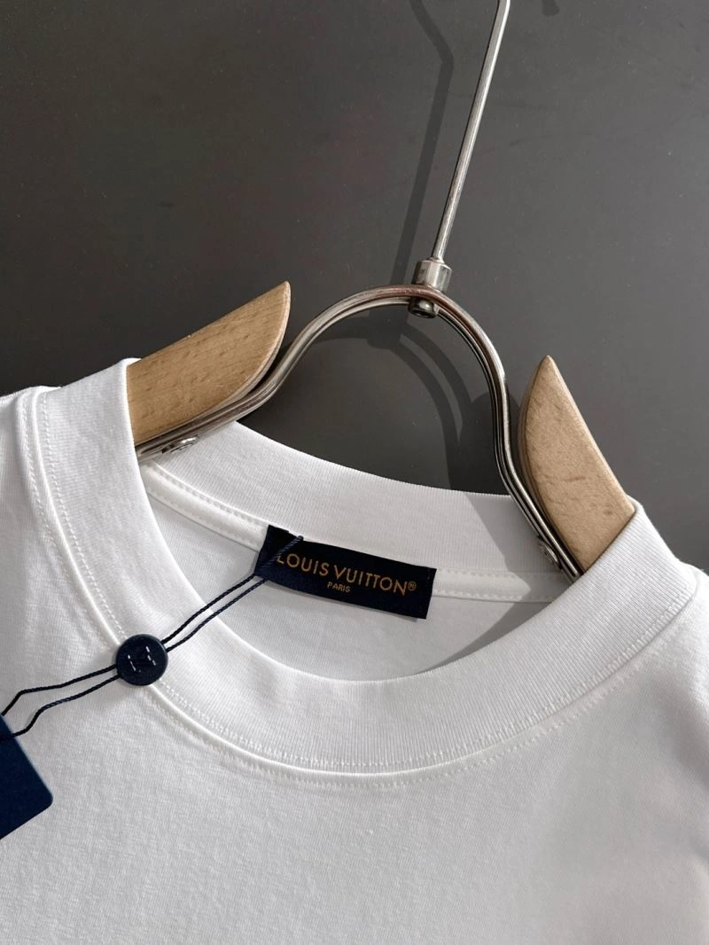 Louis Vuitton T-Shirts EasyMatch 133443