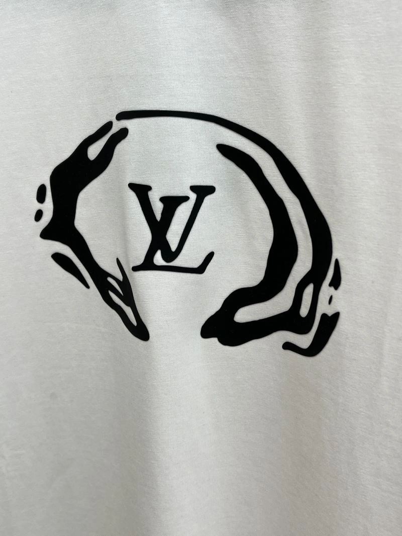 Louis Vuitton T-Shirts MoistureWicking 133442