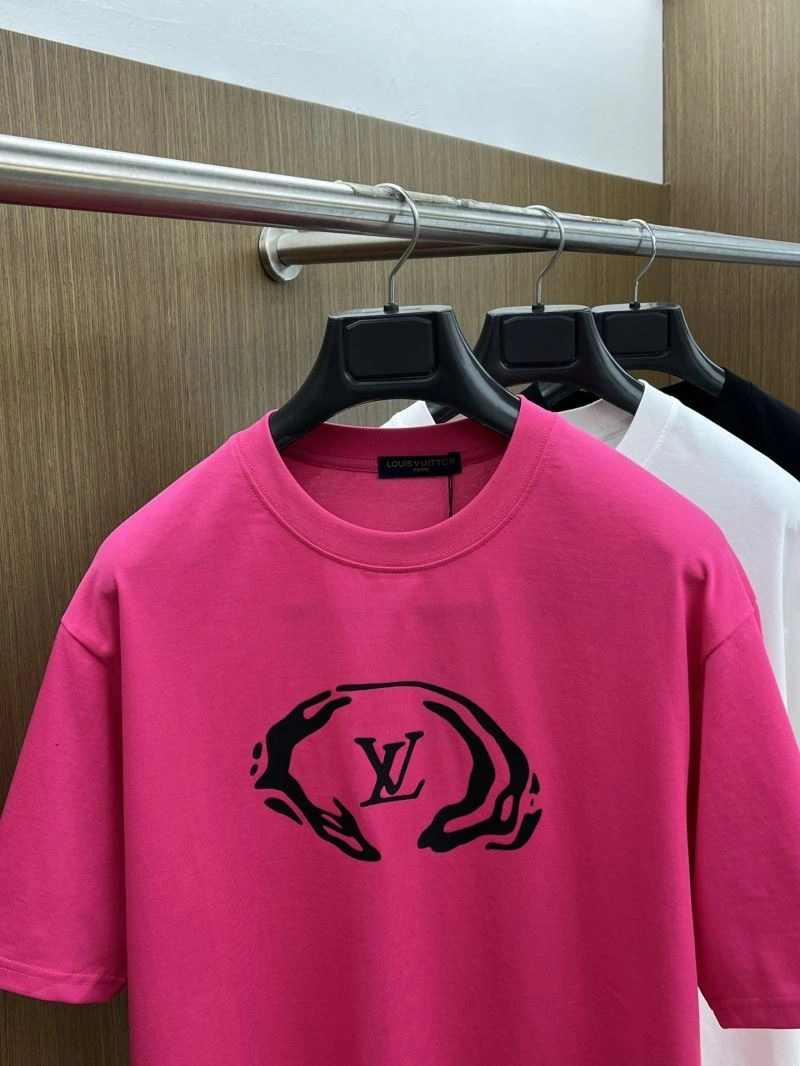 Louis Vuitton T-Shirts Comfortable 133454