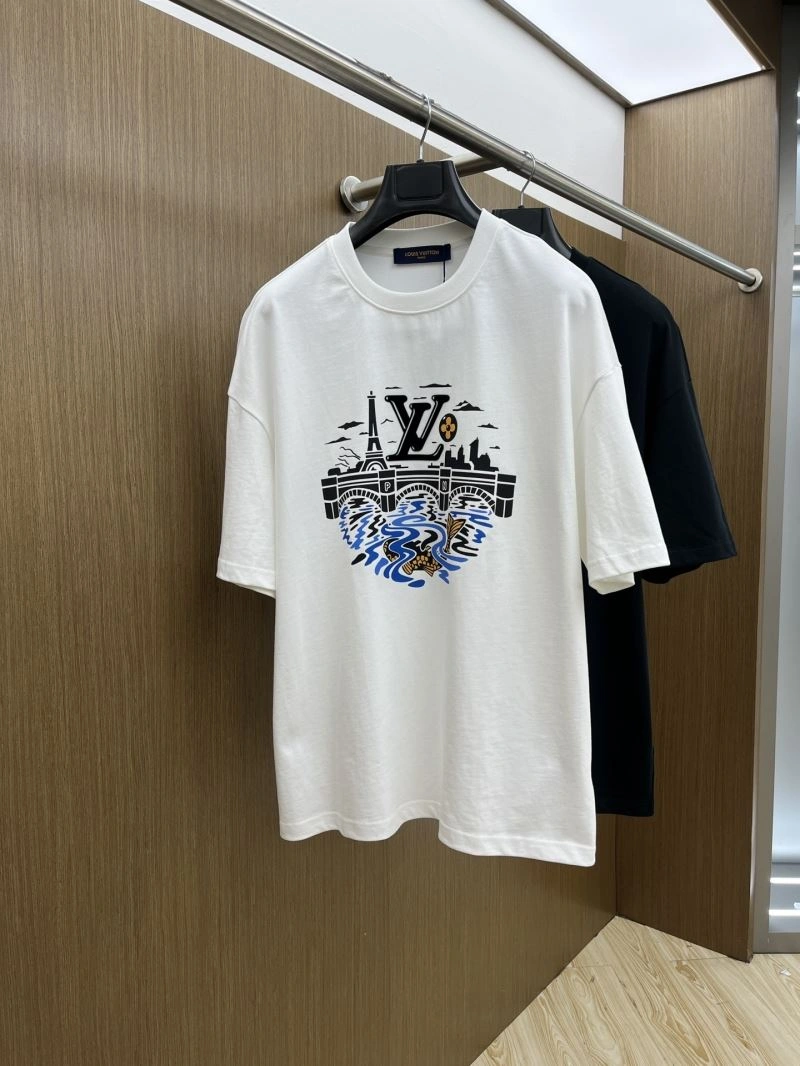 Louis Vuitton T-Shirts Youthful 133462
