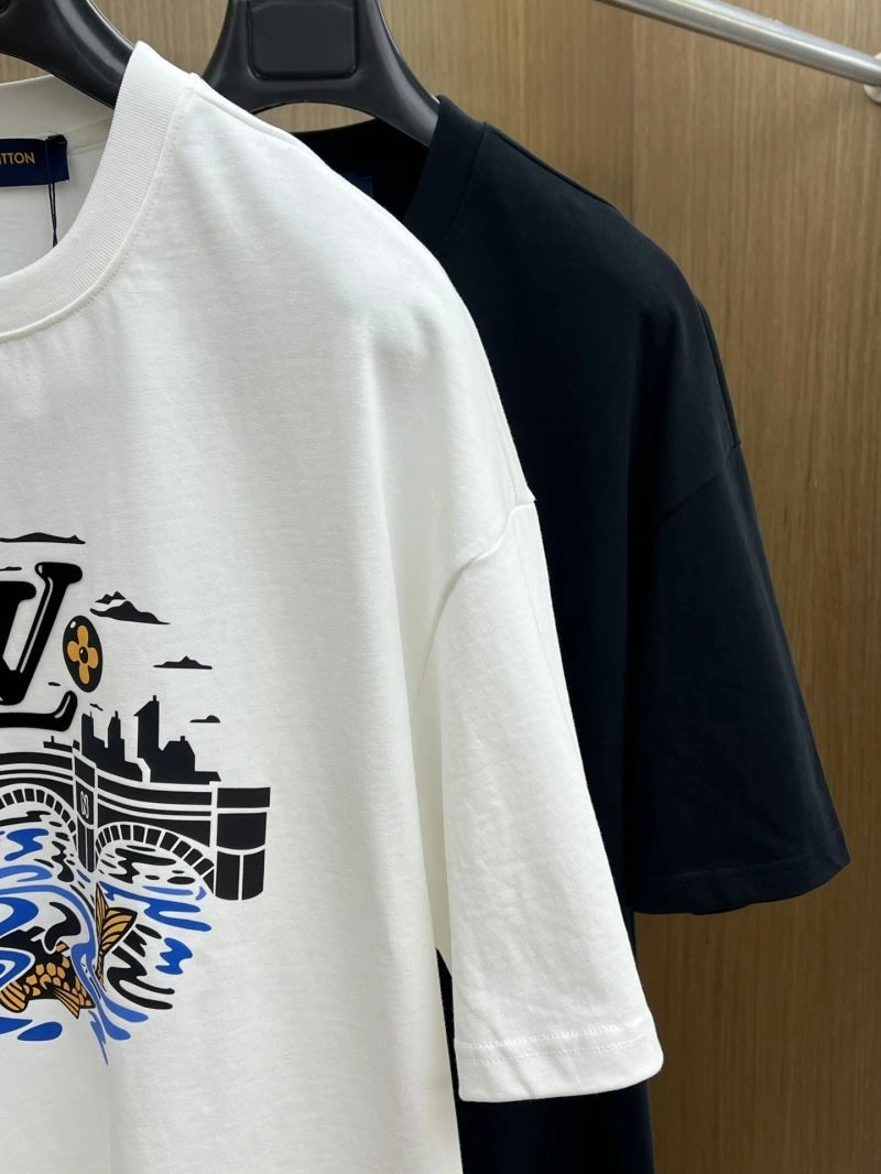 Louis Vuitton T-Shirts Youthful 133462
