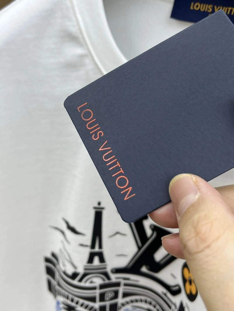 Louis Vuitton T-Shirts Youthful 133462