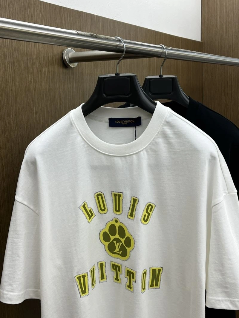 Louis Vuitton T-Shirts Trendy 133458