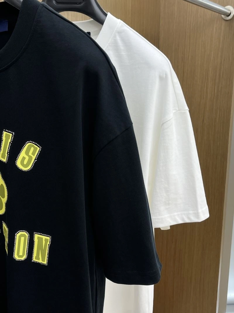 Classic Louis Vuitton T-Shirts 133460