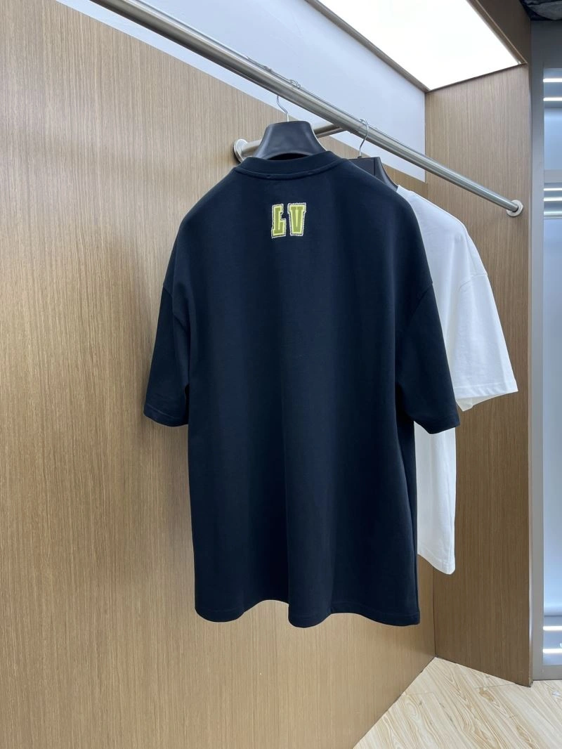 Classic Louis Vuitton T-Shirts 133460