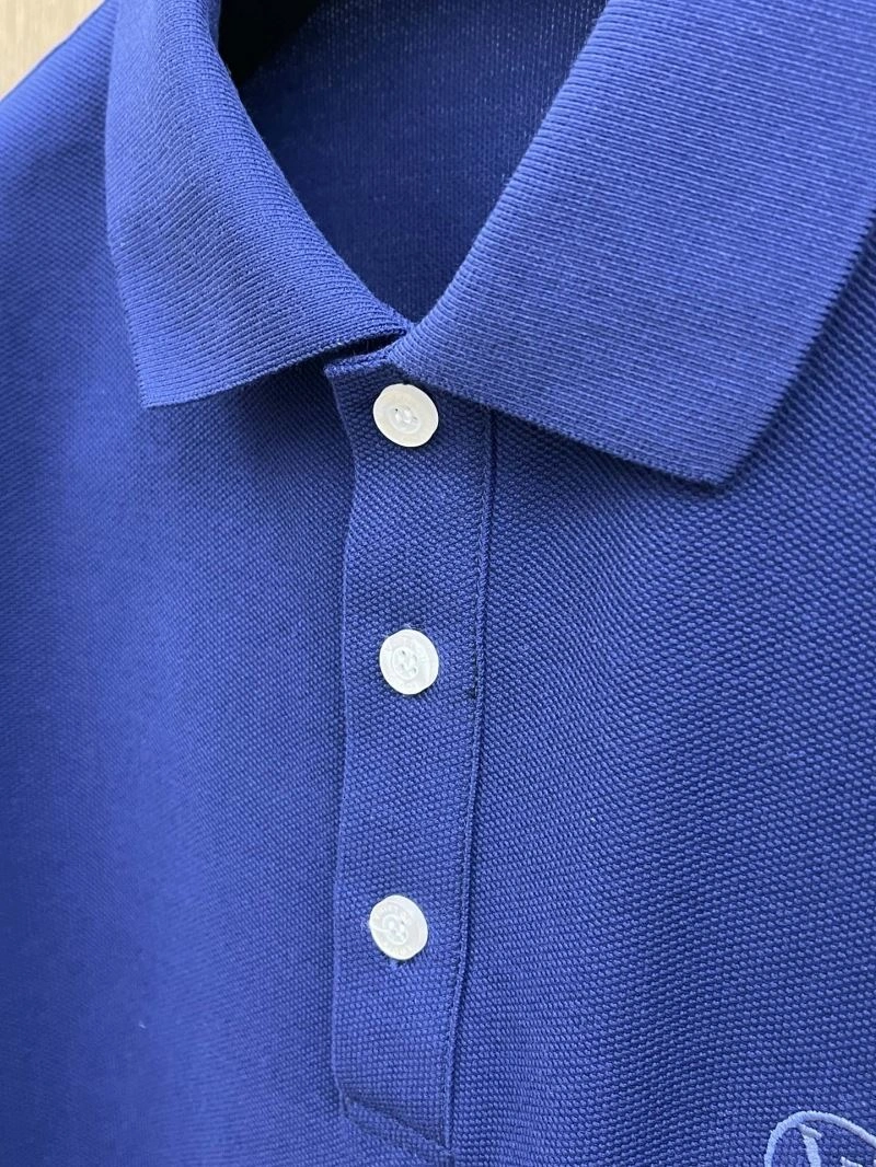 Lightweight Louis Vuitton T-Shirts 133445