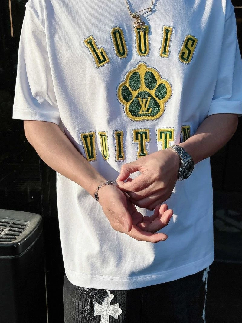 Louis Vuitton T-Shirts Breathable 133457