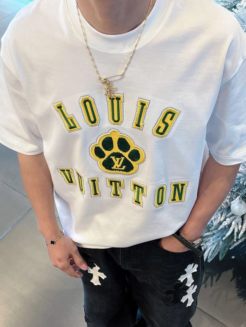 Louis Vuitton T-Shirts Breathable 133457