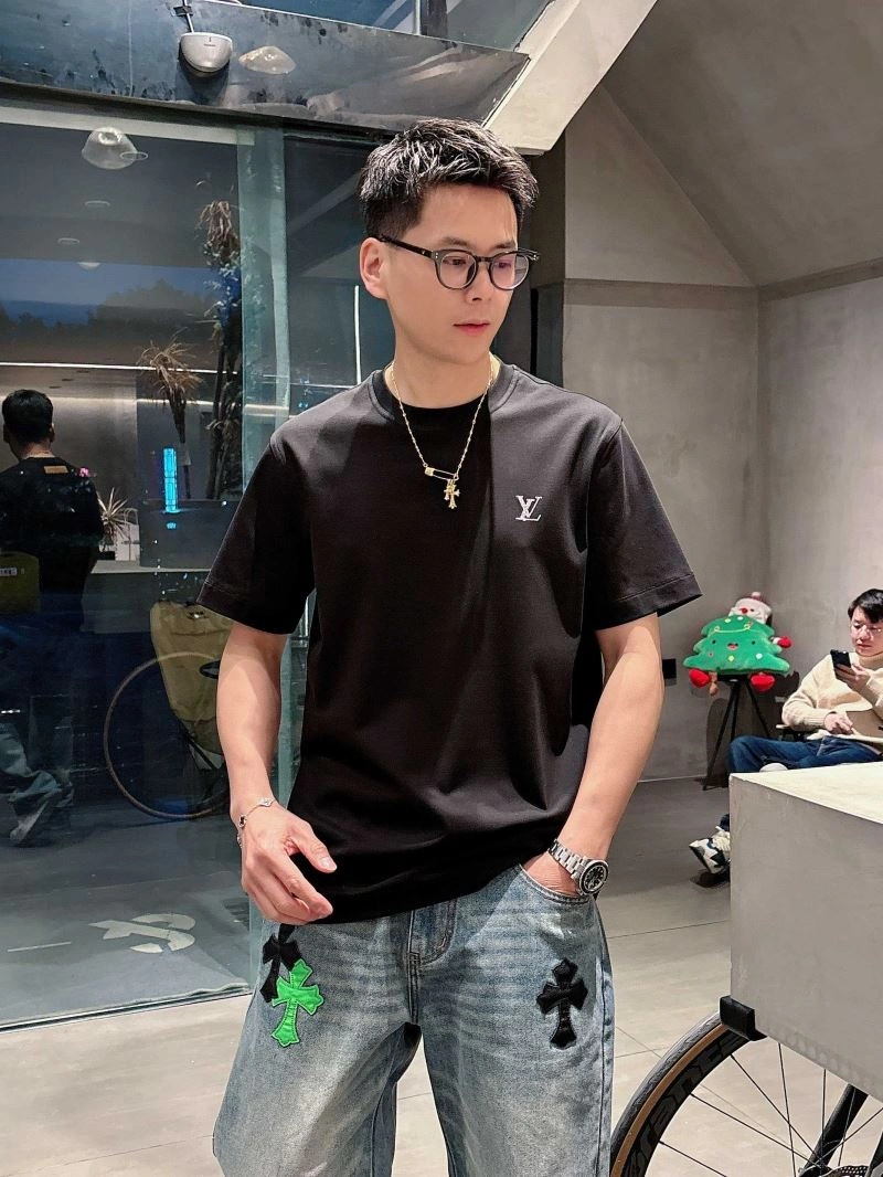 Comfortable Louis Vuitton T-Shirts 133463