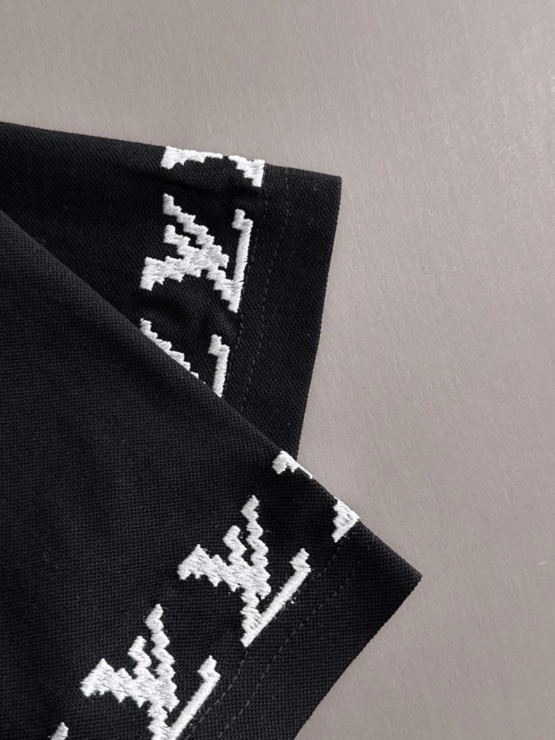 Lightweight Louis Vuitton T-Shirts 133459