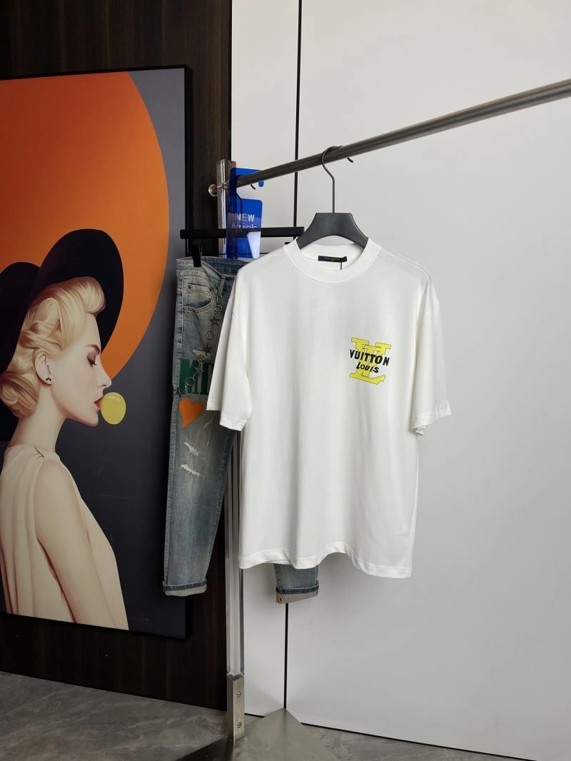 Sustainable Louis Vuitton T-Shirts 133466
