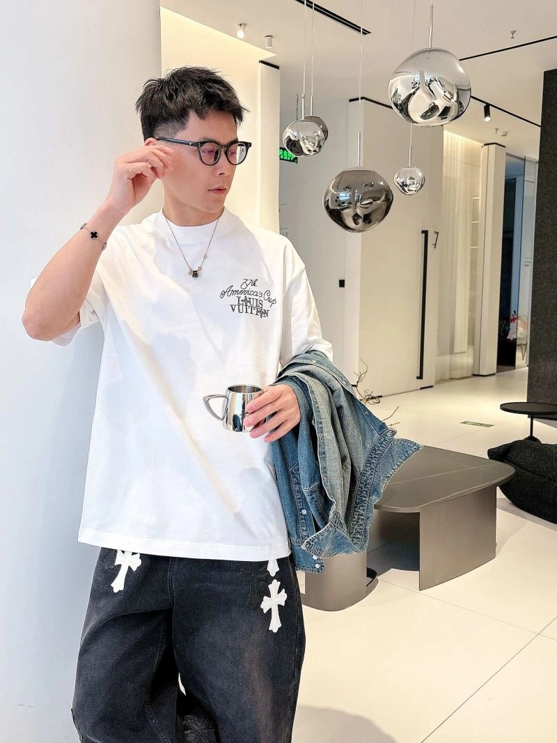 Timeless Louis Vuitton T-Shirts 133456
