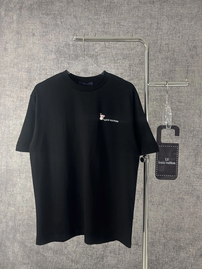 Louis Vuitton T-Shirts OdorResistant 133437