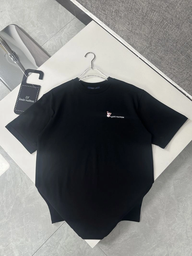 Louis Vuitton T-Shirts OdorResistant 133437