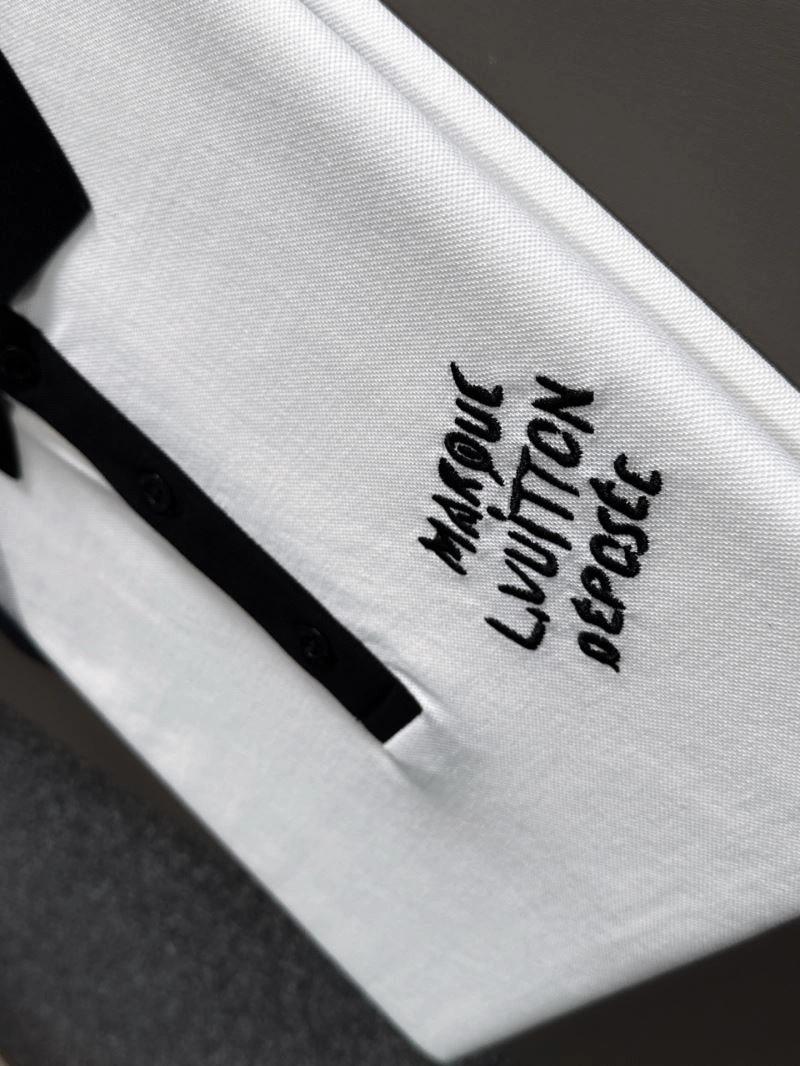 WeatherProof Louis Vuitton T-Shirts 133431