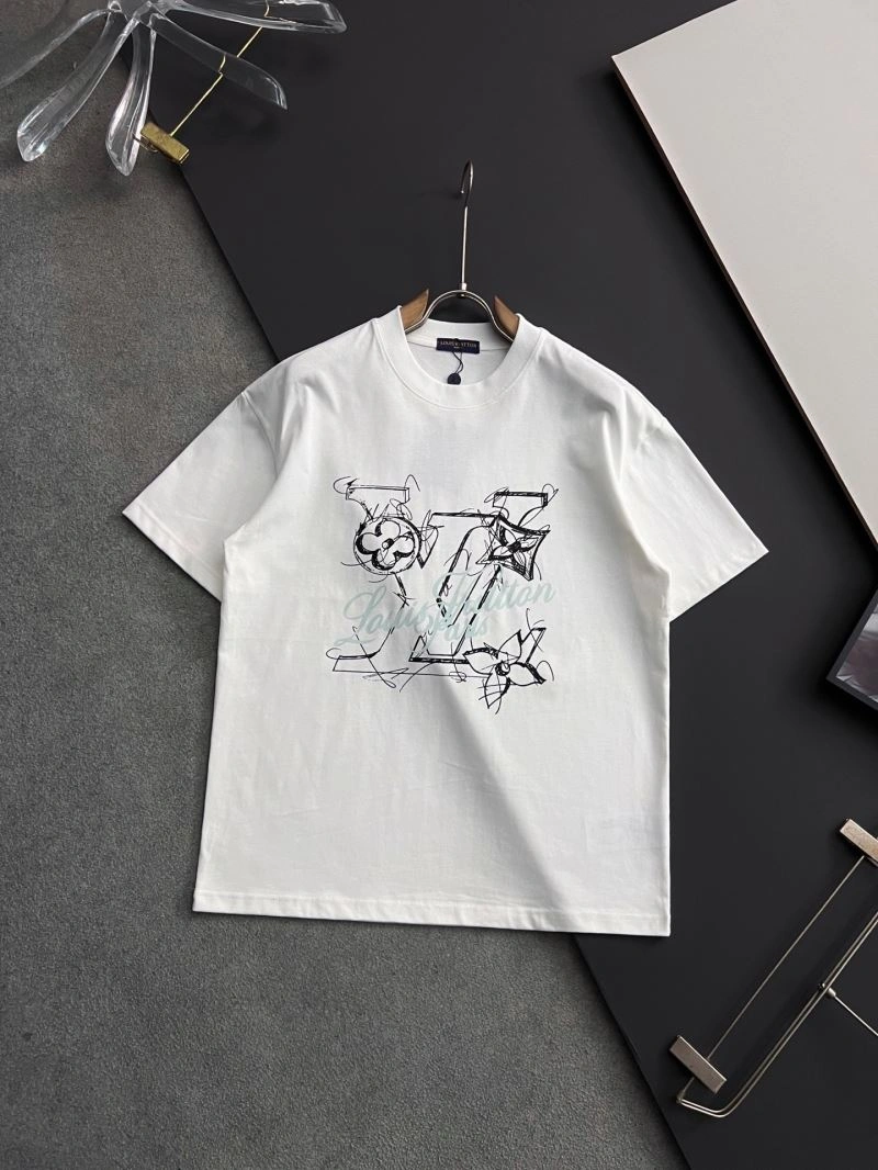 ModernLook Louis Vuitton T-Shirts 133438
