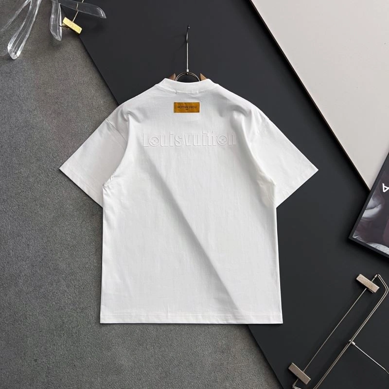 ModernLook Louis Vuitton T-Shirts 133438