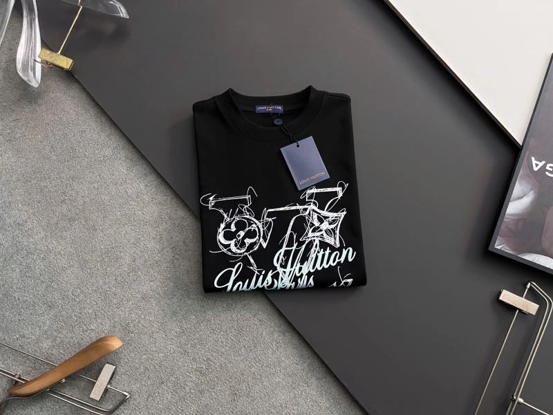 Louis Vuitton T-Shirts Soft 133436