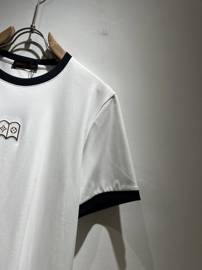 Trendy Louis Vuitton T-Shirts 133432