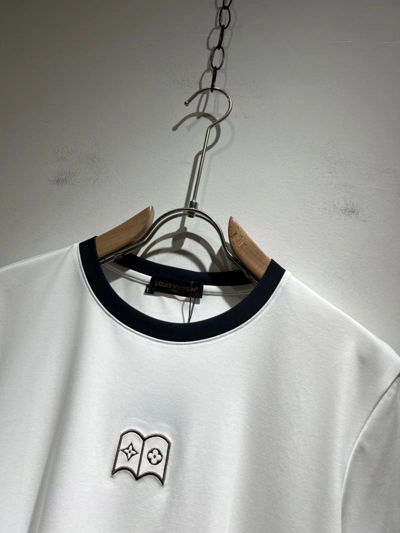 Trendy Louis Vuitton T-Shirts 133432