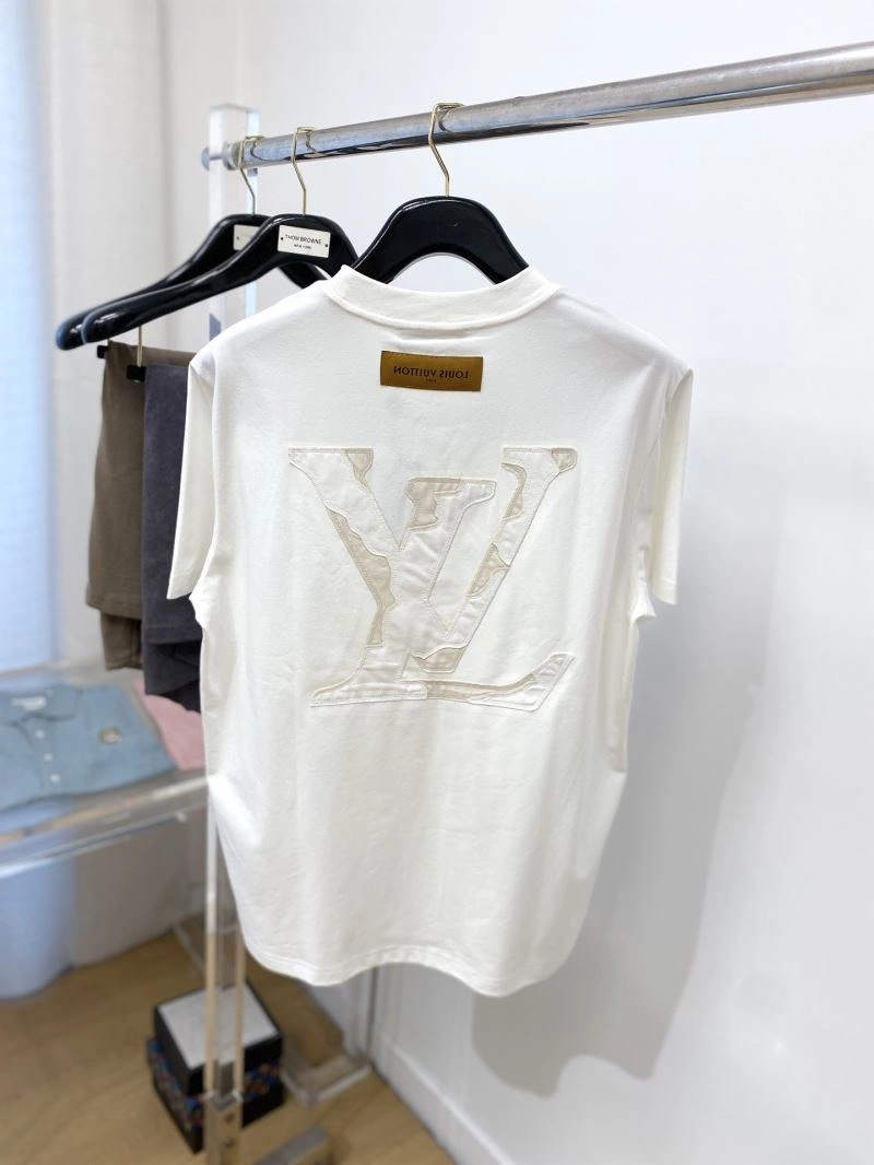 Bright Louis Vuitton T-Shirts 133415