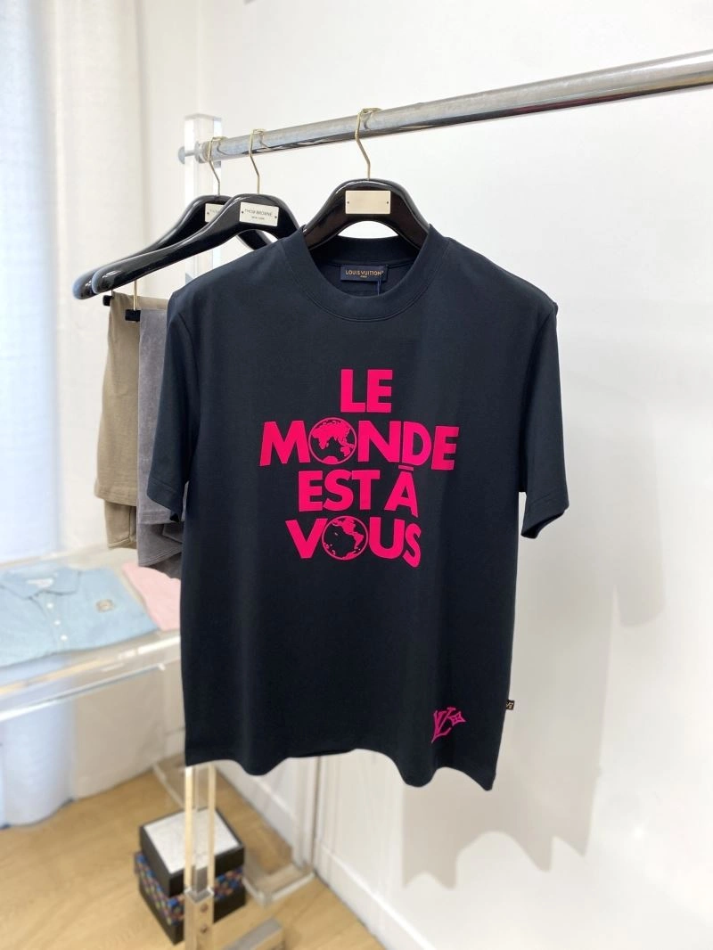 Louis Vuitton T-Shirts Popular 133412