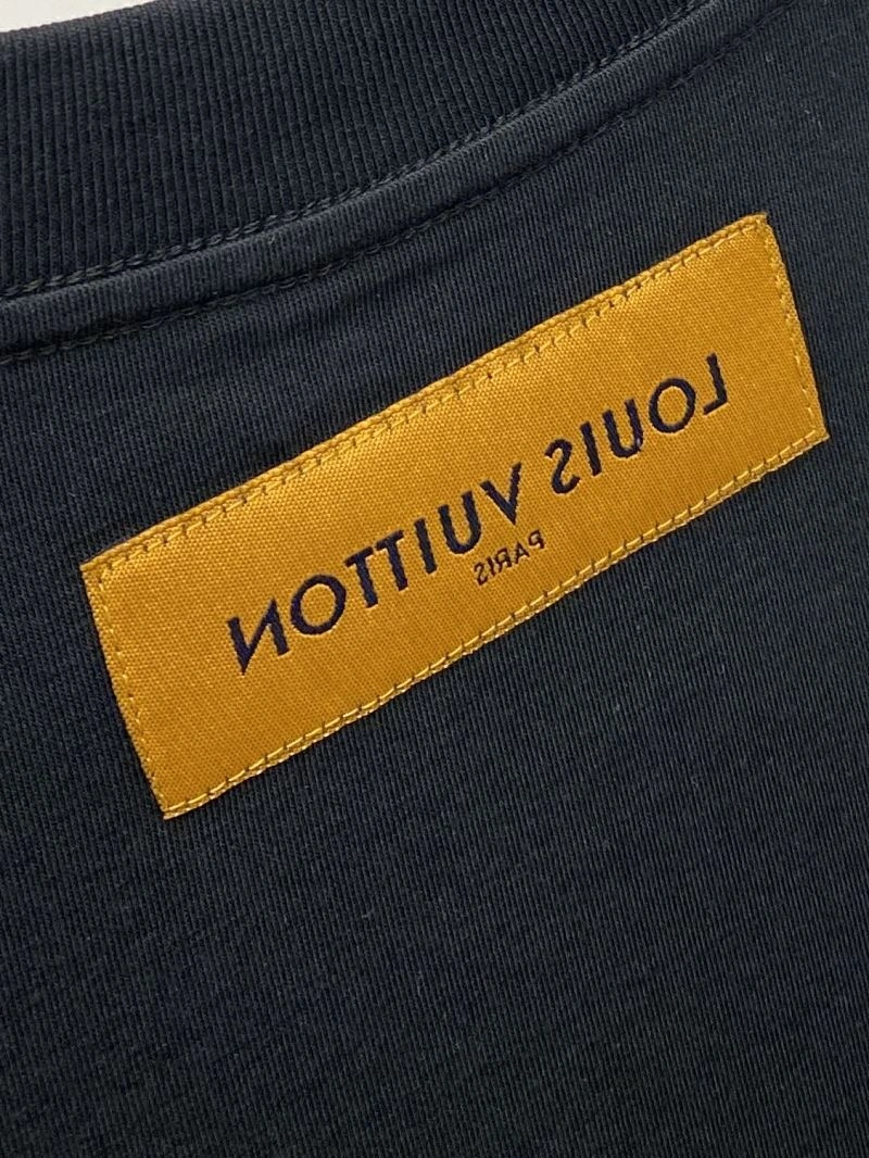 Louis Vuitton T-Shirts FashionForward 133397