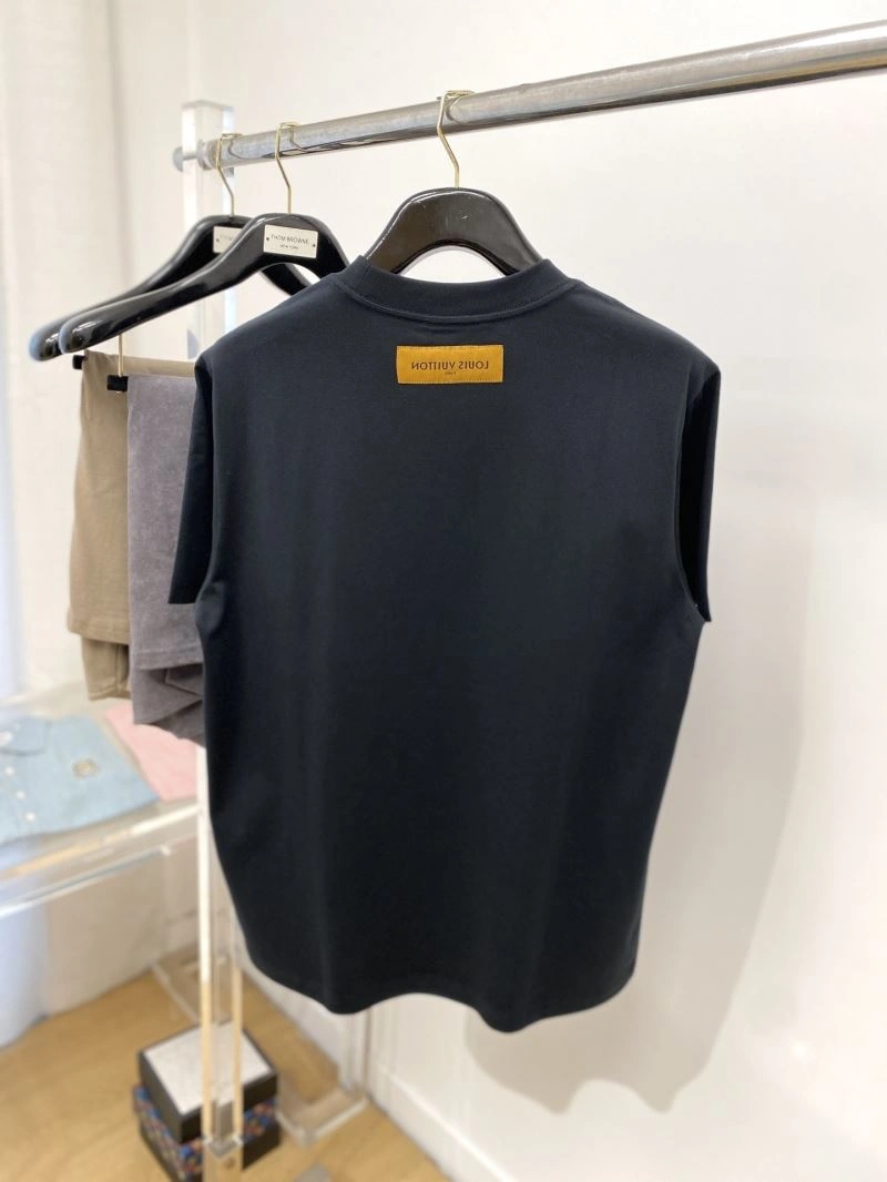 Louis Vuitton T-Shirts FashionForward 133397