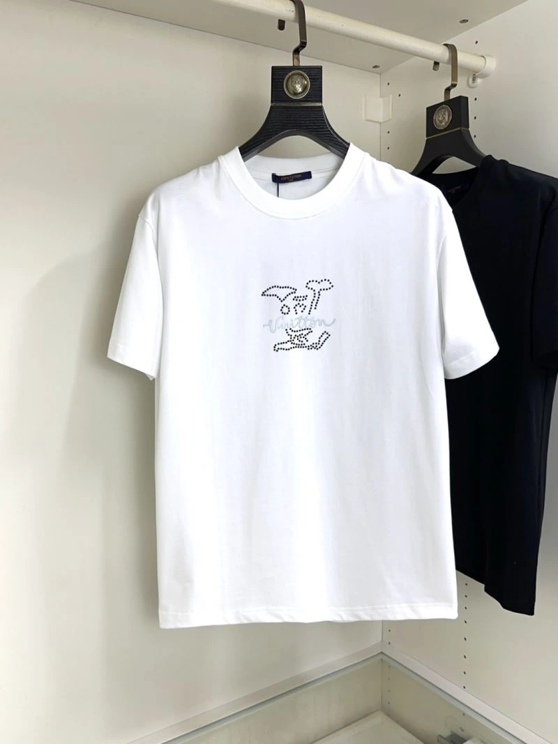 Affordable Louis Vuitton T-Shirts 133423