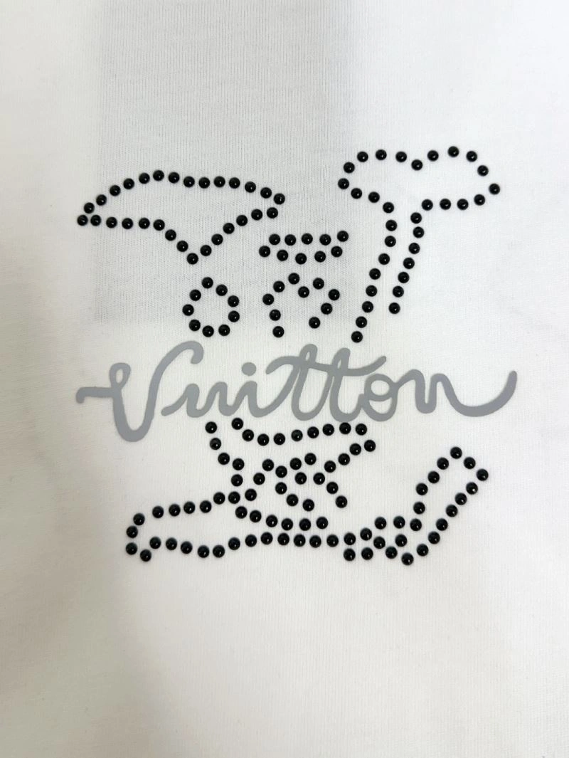 Affordable Louis Vuitton T-Shirts 133423