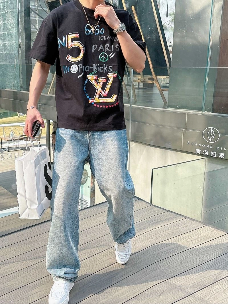Louis Vuitton T-Shirts ZipUp 133425