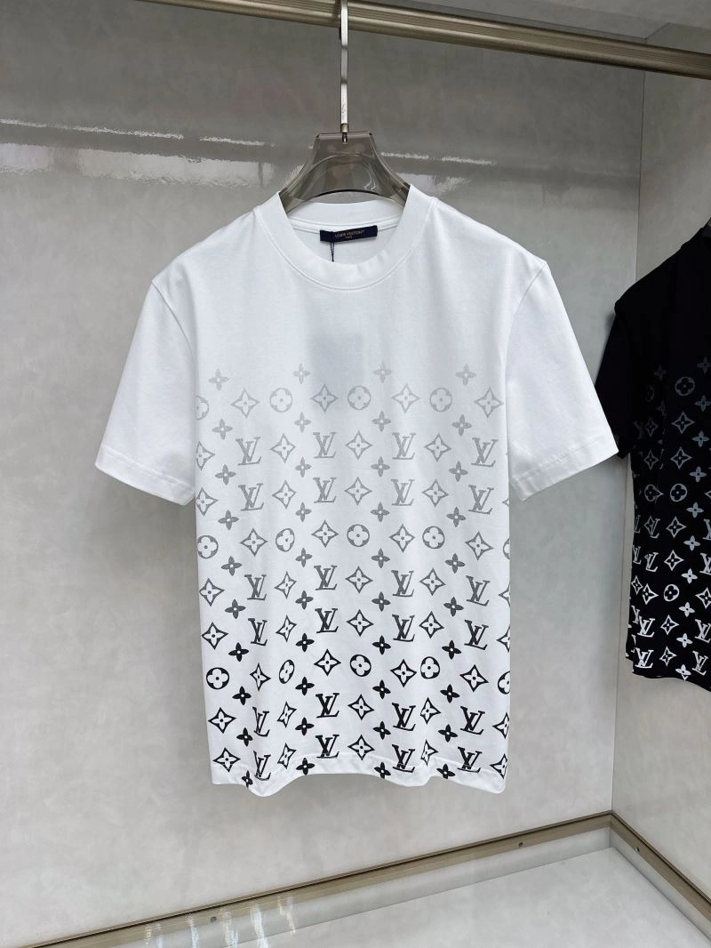Sustainable Louis Vuitton T-Shirts 133399