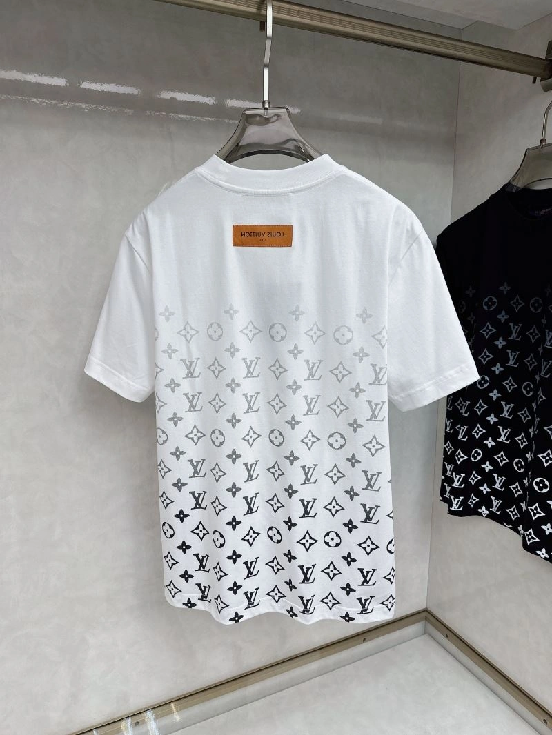 Sustainable Louis Vuitton T-Shirts 133399